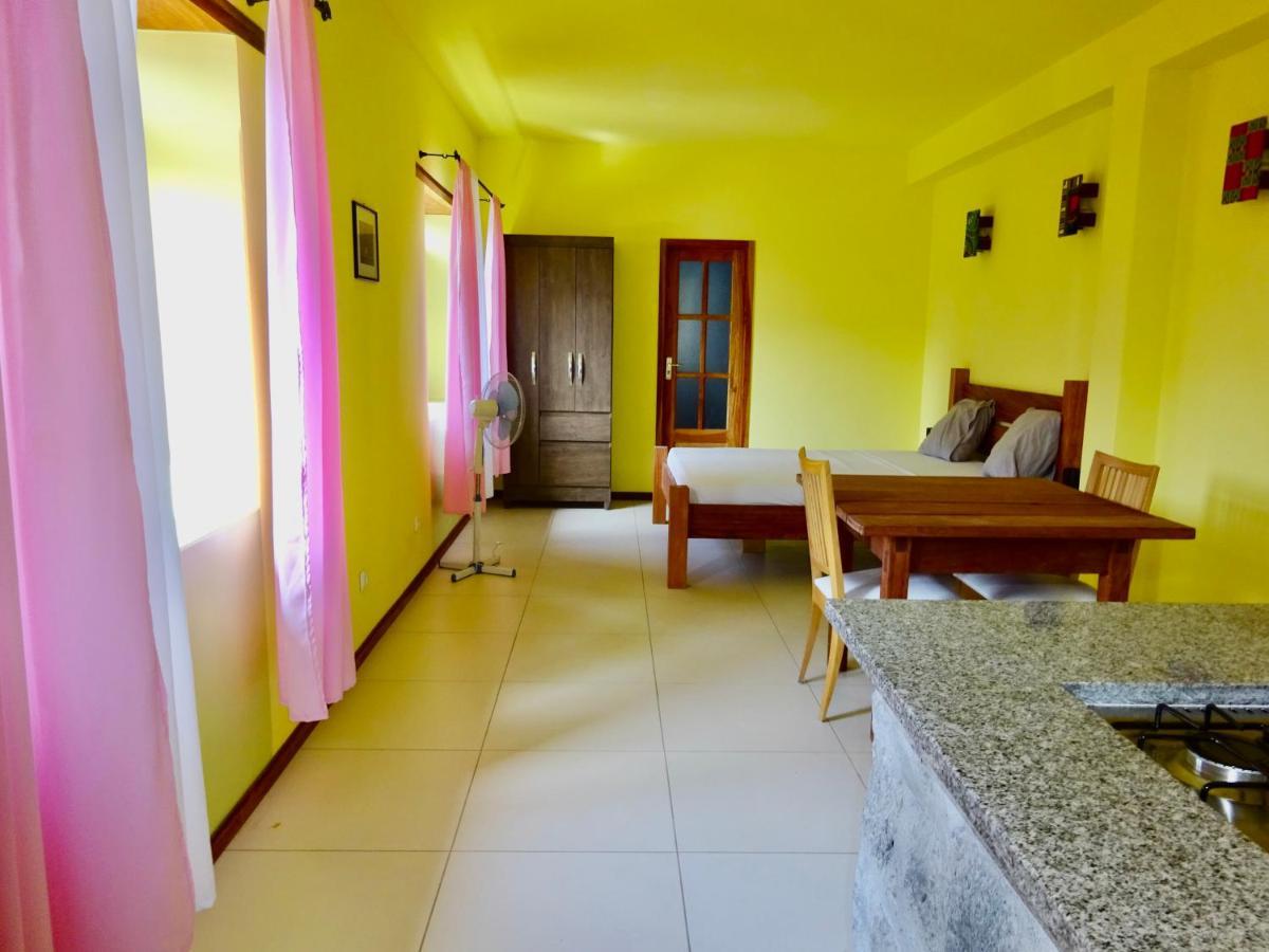 Apartment With Sea View Near The Beach And The Village Center! タラファル エクステリア 写真